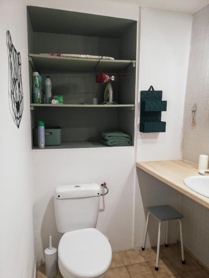Charmant Appartement En Centre-Ville Medieval Gigean Kültér fotó